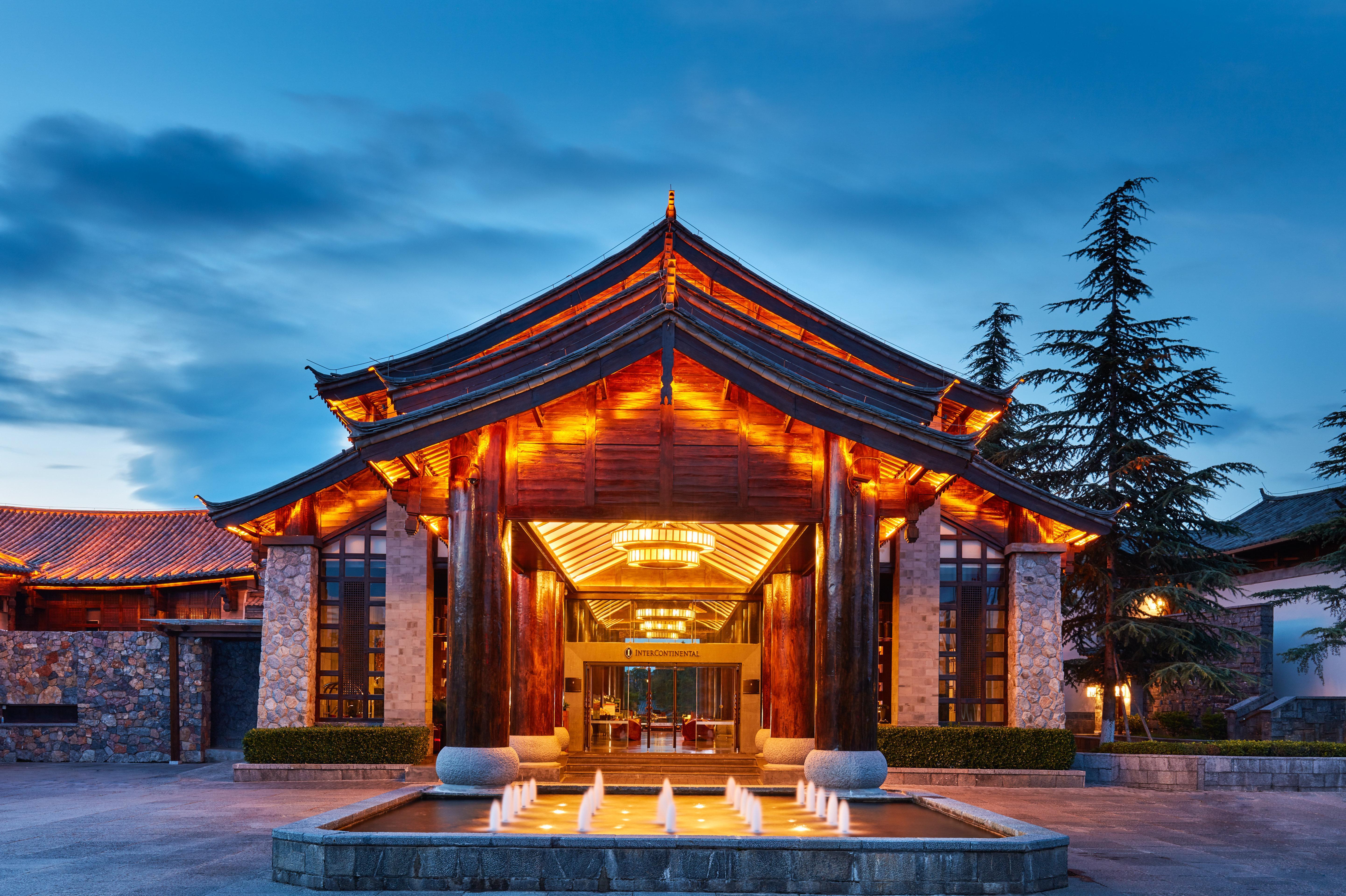 Intercontinental Lijiang Ancient Town Resort By Ihg Exteriör bild