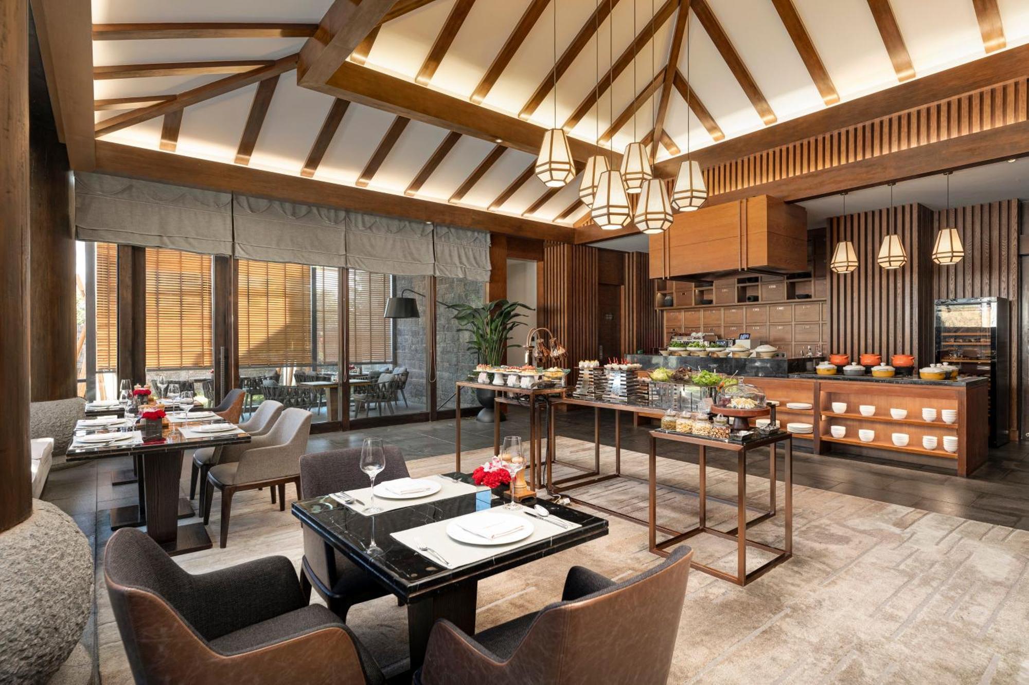 Intercontinental Lijiang Ancient Town Resort By Ihg Exteriör bild